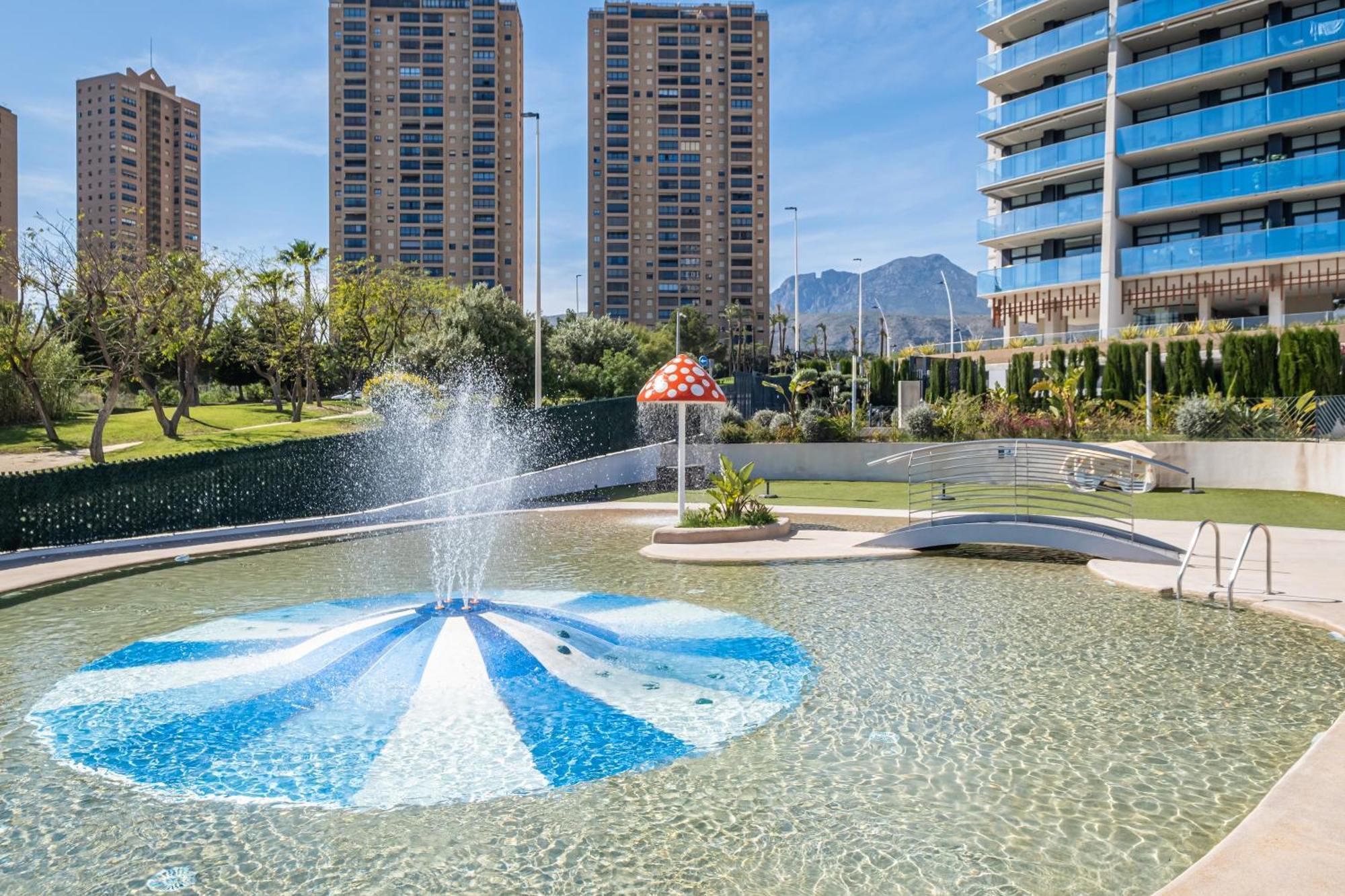 Sunset Drive Resort Apartment 4-8 Poniente Beach Benidorm Eksteriør billede